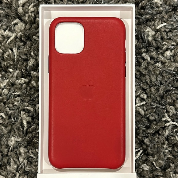 New APPLE IPhone 11 Pro - Picture 2 of 6
